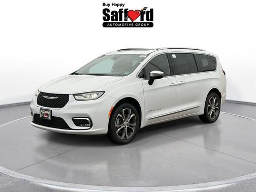 2026 Chrysler Pacifica L