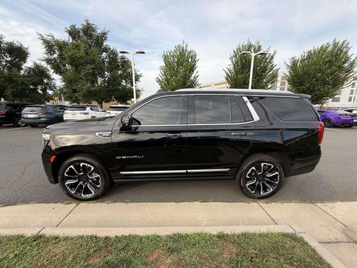 Onyx Black 2023 GMC Yukon Denali