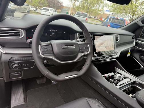 High Gloss Black 2026 Jeep Grand Wagoneer Limited Reserve 4x4