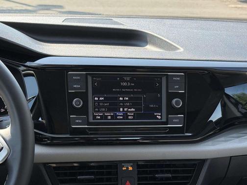 Deep Black 2023 Volkswagen Taos 1.5T S