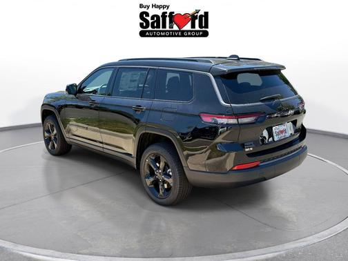 Diamond Black Crystal Pearlcoat 2026 Jeep Grand Cherokee L Limited