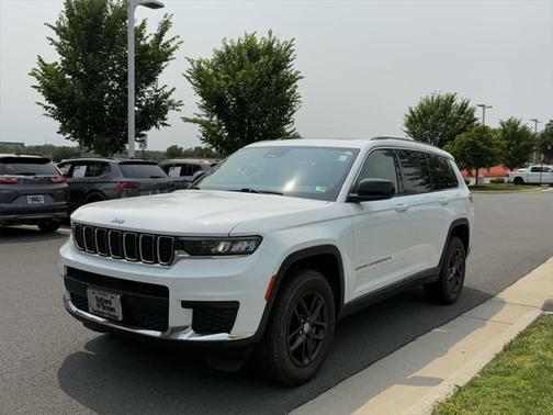 2022 Jeep Grand Cherokee L Laredo