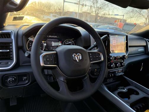 2025 RAM 2500 Big Horn Crew Cab 4x4 6'4' Box