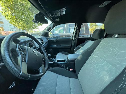 2023 Toyota Tacoma TRD Off-Road