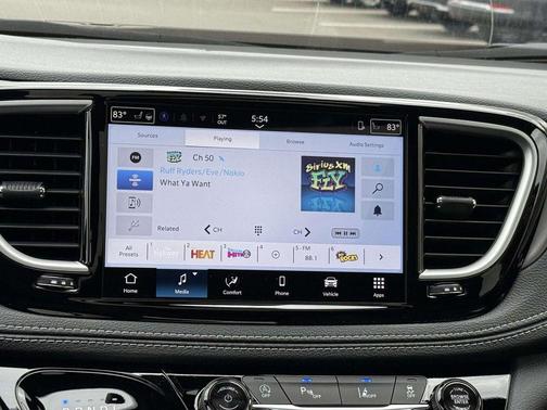 2026 Chrysler Pacifica L