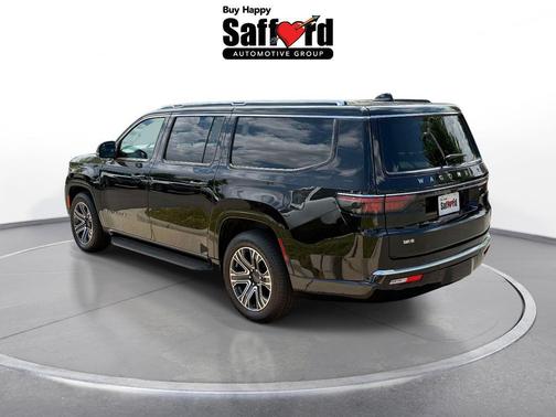 Diamond Black Crystal Pearlcoat 2024 Jeep Wagoneer L Series II 4x4