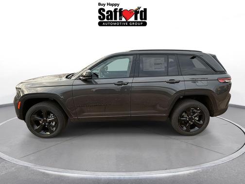 Baltic Gray Metallic Clearcoat 2025 Jeep Grand Cherokee Altitude