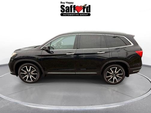 Crystal Black Pearl 2019 Honda Pilot Touring 8-Passenger