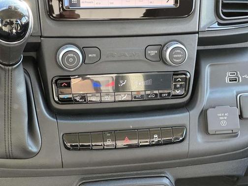 2025 RAM ProMaster 2500 Tradesman