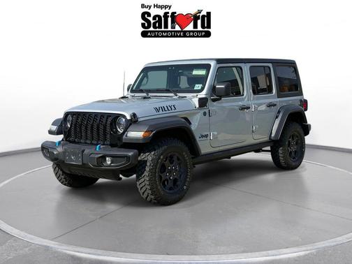 Silver Zynith Clearcoat 2023 Jeep Wrangler 4xe Willys