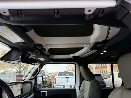 2026 Jeep Gladiator Mojave X 4x4