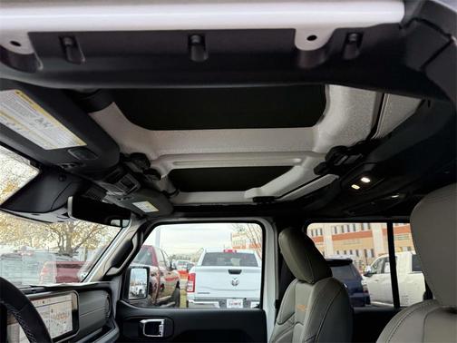 2026 Jeep Gladiator Mojave X 4x4