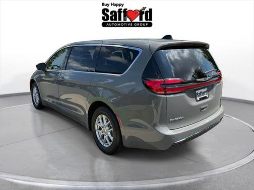 2025 Chrysler Pacifica L