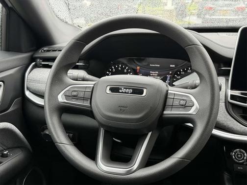 2025 Jeep Compass Sport