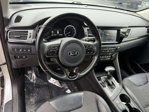 2017 Kia Niro EX