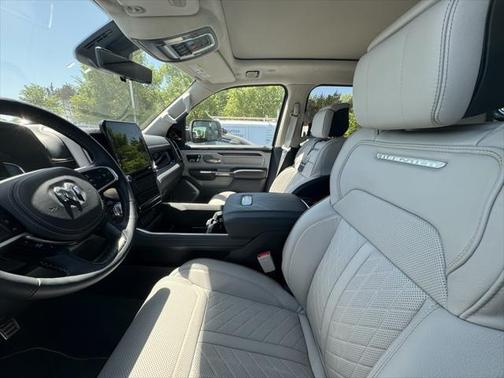 2025 RAM 1500 ST