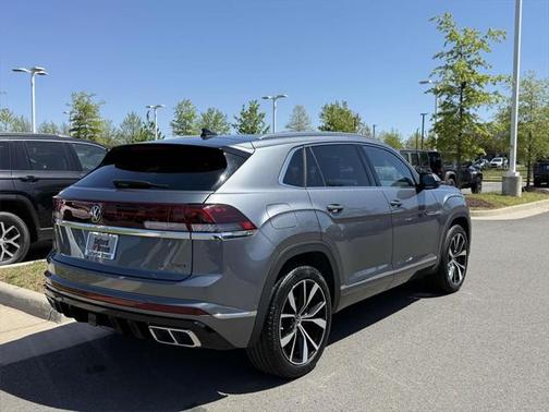2024 Volkswagen Atlas Cross Sport 2.0T SEL Premium