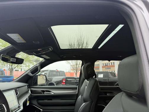 Baltic Gray Metallic Clearcoat 2026 Jeep Grand Wagoneer L Limited Reserve 4x4