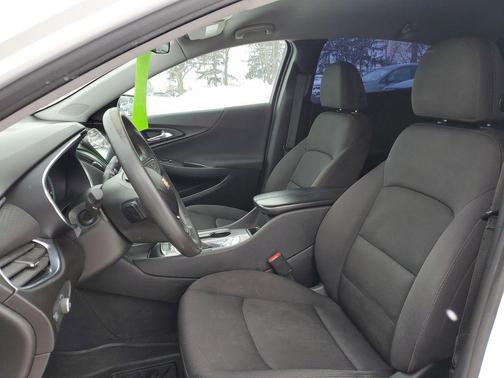 2021 Chevrolet Malibu FWD LT