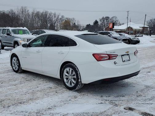 2021 Chevrolet Malibu FWD LT