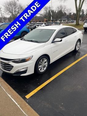 2021 Chevrolet Malibu FWD LT