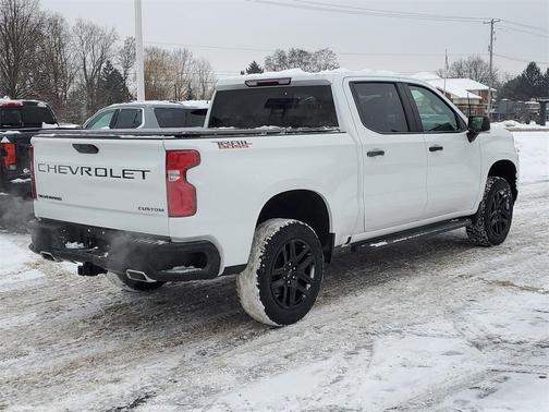 2021 Chevrolet Silverado 1500 Custom Trail Boss