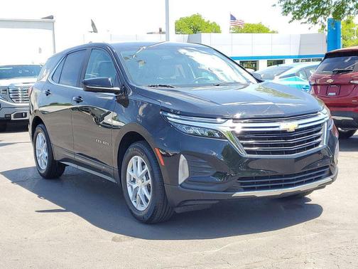 Mosaic Black Metallic 2023 Chevrolet Equinox 1LT