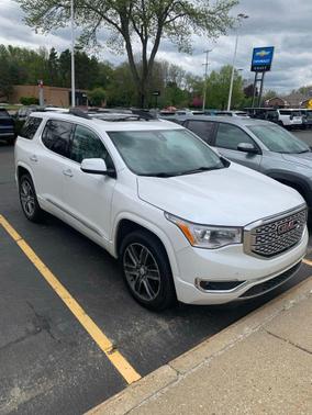 White Frost Tricoat 2018 GMC Acadia Denali