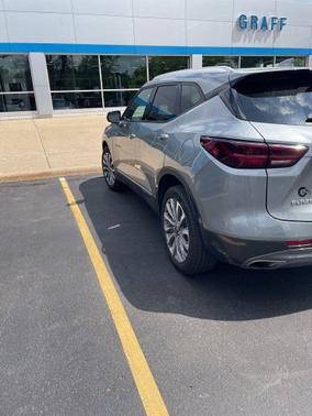 Sterling Metallic 2023 Chevrolet Blazer Premier