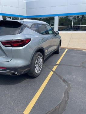 Sterling Metallic 2023 Chevrolet Blazer Premier