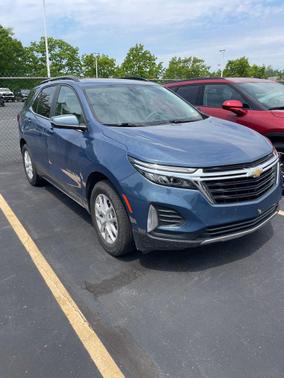 Lakeshore Blue Metallic 2024 Chevrolet Equinox 1LT