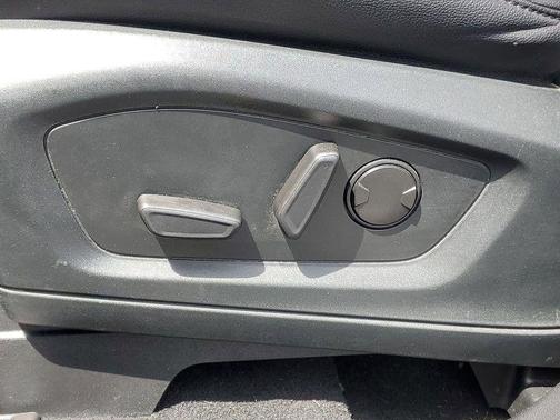 AGATE BLACK METALLIC 2021 Ford Explorer Limited