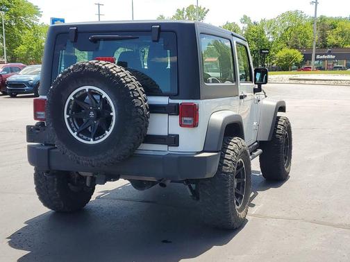 Bright White Clearcoat 2018 Jeep Wrangler JK Rubicon