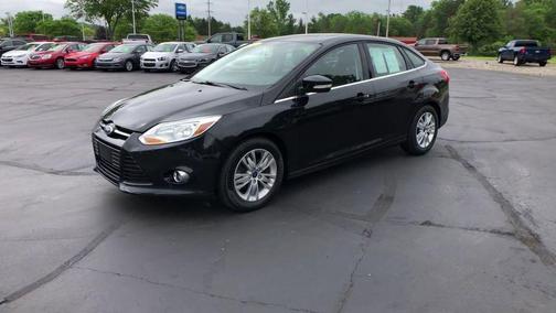 TUXEDO BLACK METALLIC 2012 Ford Focus SEL