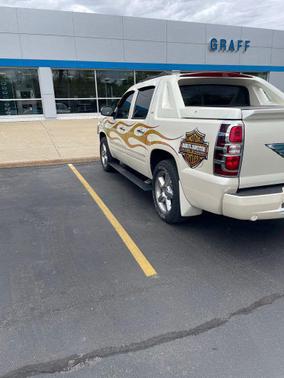 White Diamond Tricoat 2012 Chevrolet Avalanche 1500 LTZ