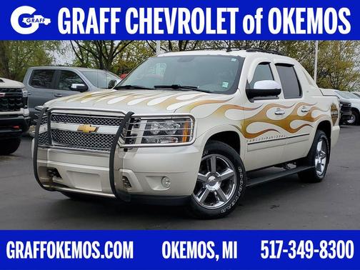 White Diamond Tricoat 2012 Chevrolet Avalanche 1500 LTZ