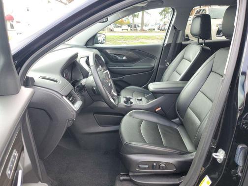Ebony Twilight Metallic 2023 GMC Terrain SLT