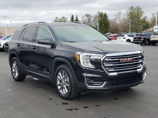 Ebony Twilight Metallic 2023 GMC Terrain SLT