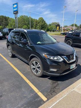 Magnetic Black 2017 Nissan Rogue SL