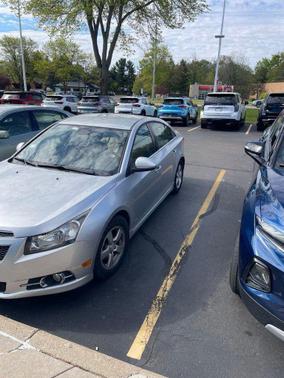 Silver Ice Metallic 2013 Chevrolet Cruze 1LT