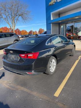 2023 Chevrolet Malibu FWD 1LT