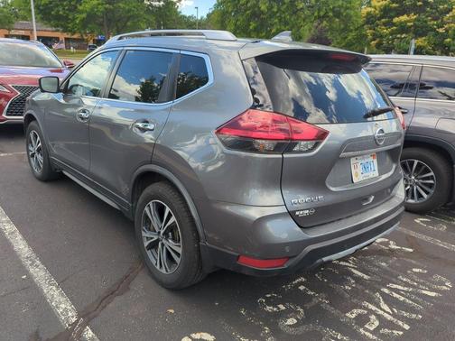 Gun Metallic 2019 Nissan Rogue SV