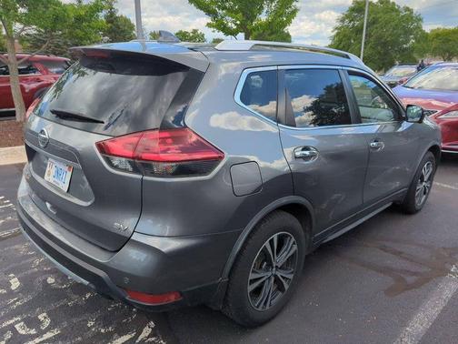 Gun Metallic 2019 Nissan Rogue SV