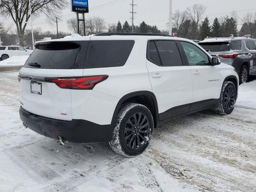 2023 Chevrolet Traverse RS