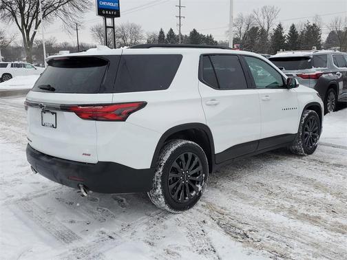 2023 Chevrolet Traverse RS