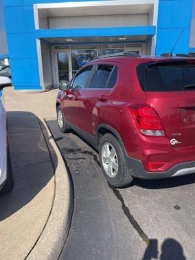 Cajun Red Tintcoat 2019 Chevrolet Trax LT
