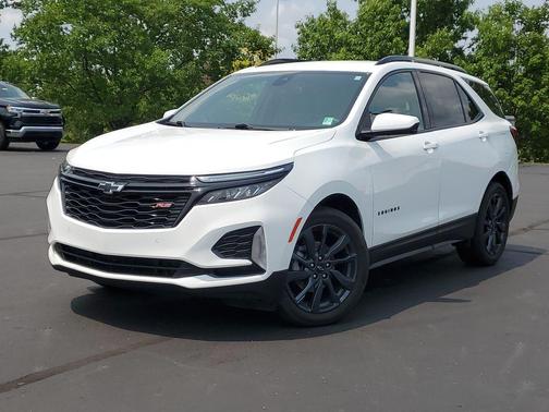 Summit White 2022 Chevrolet Equinox FWD RS