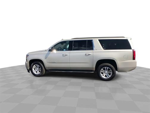 2017 Chevrolet Suburban LT