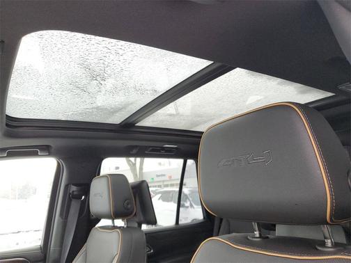 2021 GMC Yukon 4WD AT4