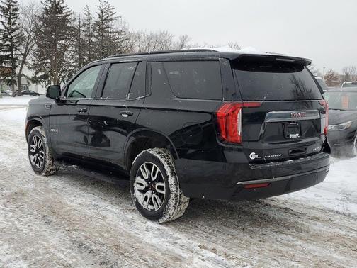 2021 GMC Yukon 4WD AT4